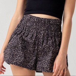 LIKE NWOT Free People The Way Home Printed Shorts